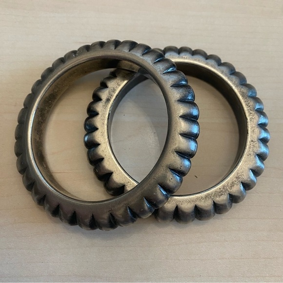 Silver Antiqued Textured Bangles 1 Pair - Picture 5 of 10